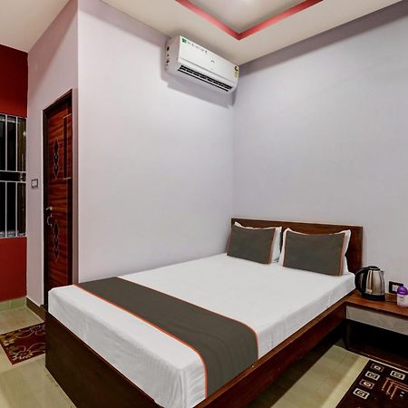 Collection O Ashirbad Lodge Guwahati Exterior foto